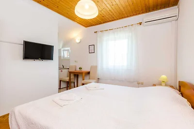 Apartments Mali Paradiso - Studio Apartment w...