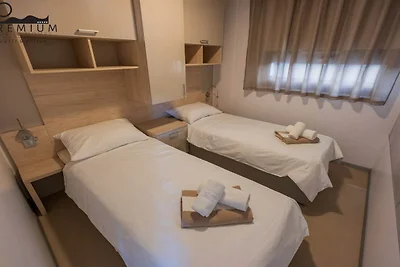 Charming Two-bedroom Mobile Homes Drage - Mob...