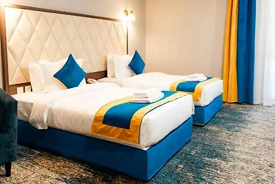 Luxuriöser Zweibettzimmer-Aufenthalt im...