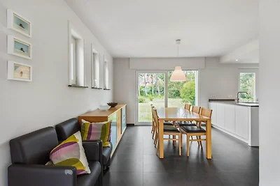 Schöne Villa in Koksijde in ruhiger Lage