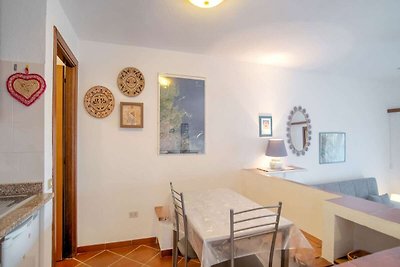 Ideal Apartment in Marinella near Beach with ...