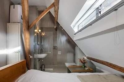 Bauernhaus zwischen den friesischen Seen am...