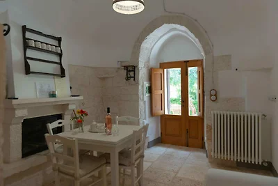 Historisches Trulli Azzalema in Cisternino