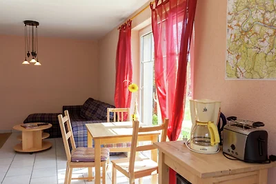Elegante casa vacanze vicino alla foresta