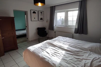Villa in Stavelot mit Sauna und Außenpool