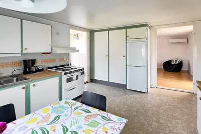 Einladendes Ferienhaus in Meeresnähe-By Traum