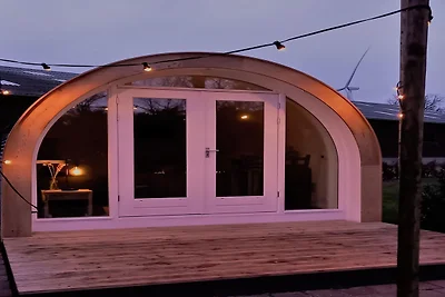 Leuke Tiny Home gelegen naast een eigen
