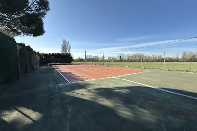 Vakantieappartement met zwembad in Béziers