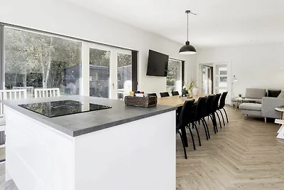 12 Personen Ferienhaus in Væggerløse-By Traum
