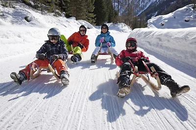 Chalet in Wallis nahe Skilift & Saastal