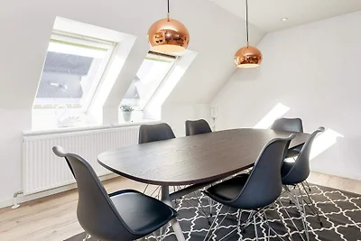 Central Gem in Frederikshavn - By Traum...