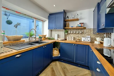 Cottage sulla spiaggia con capanna per 9...