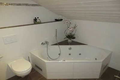 Vakantiehuis in Regen met zwembad