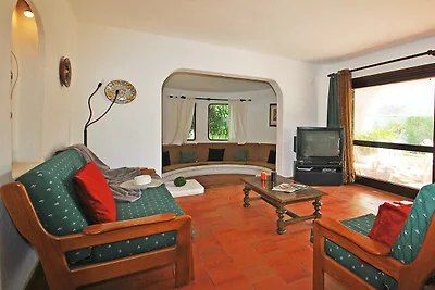 Villa in Santa Eulália nahe Praia da Oura