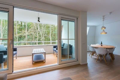 Üppige Wohnung mit Dachterrasse