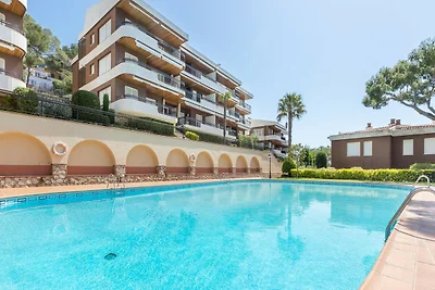 4-bedroom apartment with sea views