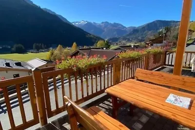 Estancia en un chalet alpino bañado por el...