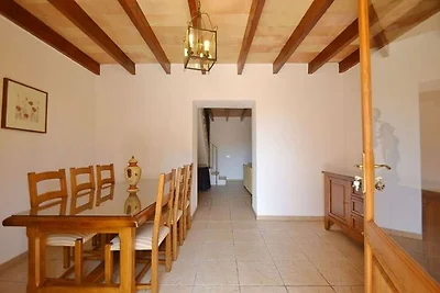Huis in Mallorcaanse stijl met zwembad