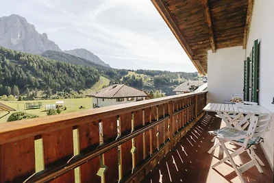 Appartamento a Wolkenstein con piscina