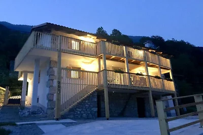 PLAVICA with cozy terrace 1000m from the bath...