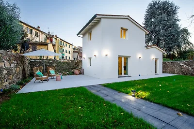 Villa in der Toskana mit Weingut & Aussicht