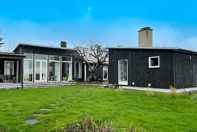 4 Sterne Ferienhaus in YSTAD