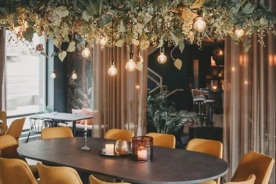 Schönes Zimmer mit kostenlosem Frühstück