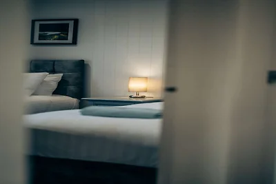 Belvilla Russel Court Hotel | Standard Triple