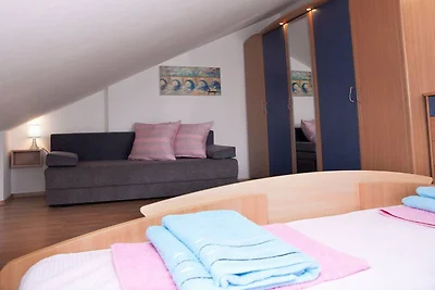Apartments Ad Astra - Two Bedroom Apartment w...