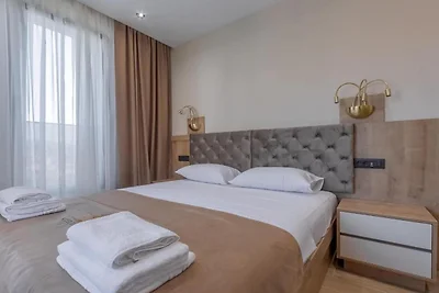 Hotel D'Iman - One Bedroom Suite with Sea Vie...