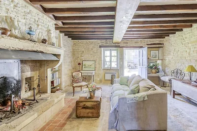 Burgundisches Bauernhaus in Talon mit Kamin