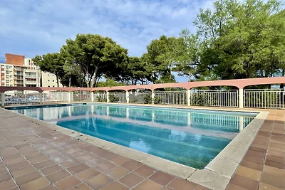 Appartement Salles Beach voor vijf personen