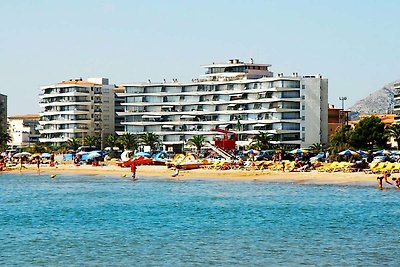 Wohnung in Estartit mit Meeresstrand