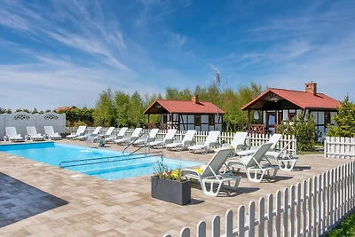 Ferienhäuser mit Poolzugang, Darlowo