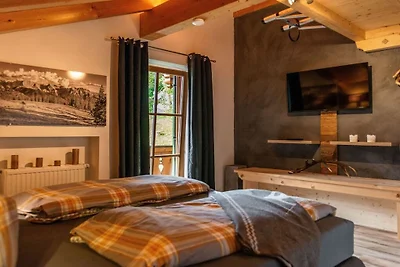 Ferienhaus in Krün mit Schwimmbecken