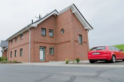 Vakantiehuis in Jork met zwembad