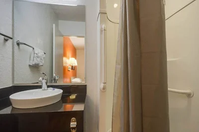 Comfortabel verblijf met 2 volledige bedden |...