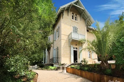 Renovierte Familienvilla in Arcachon, 6...