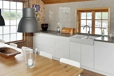 8 Personen Ferienhaus in Lesund