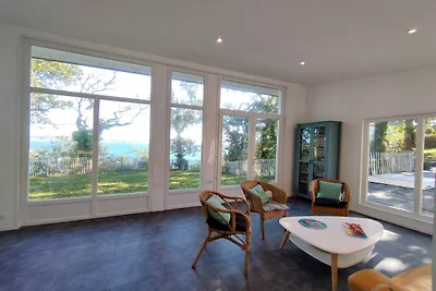 Fantastische Villa mit Meerblick in...