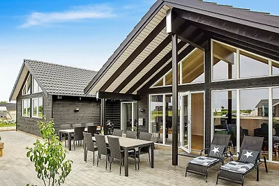 14 Personen Ferienhaus in Bogense