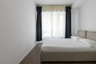Largo Molina - Interno 1