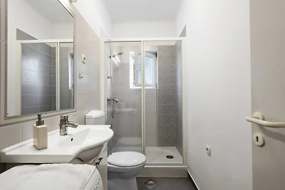 One-Bedroom Apartment With Pool