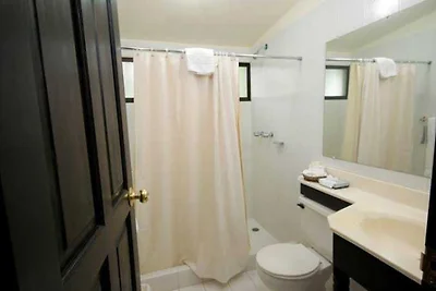 Casa a schiera Jeevan Bima Nagar HAL Road