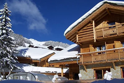 Schönes Chalet mit Sauna und privatem Pool