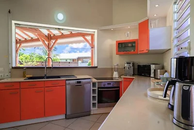 Villa in Saint-François mit Strandzugang