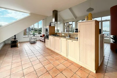 Penthouse mit Seeblickterrasse