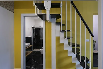Atelier Apartments - Yellow B - RS