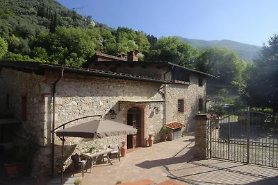Ferienhaus in Camaiore mit Terrasse
