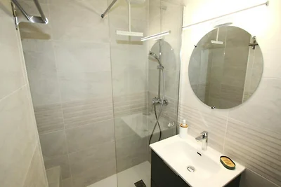 Vakantiehuis in Canet met uitzicht op zee